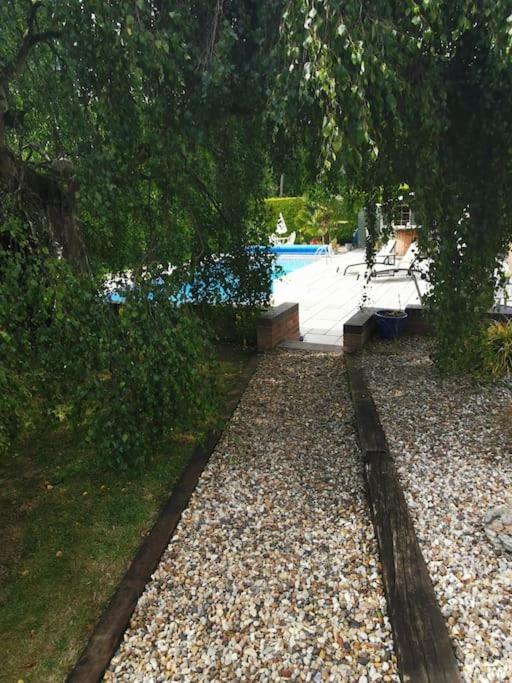 Ferienwohnung The Squirrels- Alresford, Essex Exterior foto